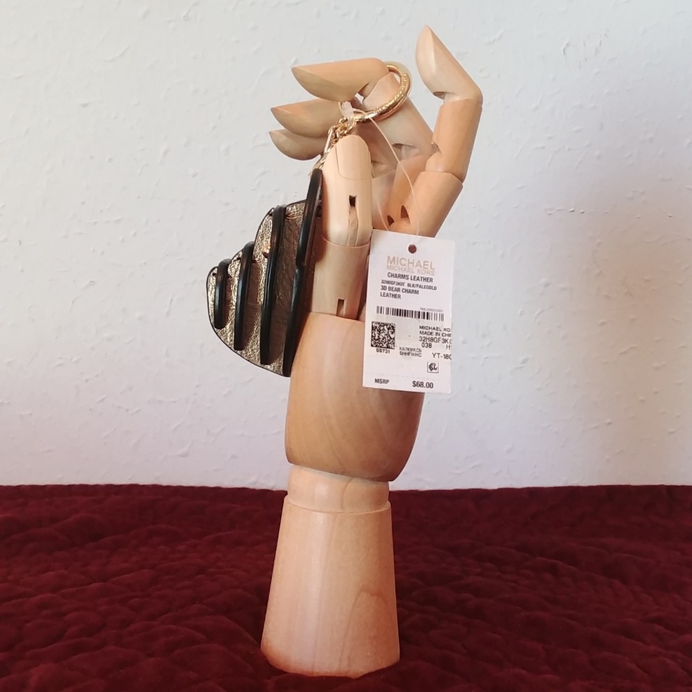 Michael Kors 3-D Bear Purse Charm Key Chain - Picture 2 of 8